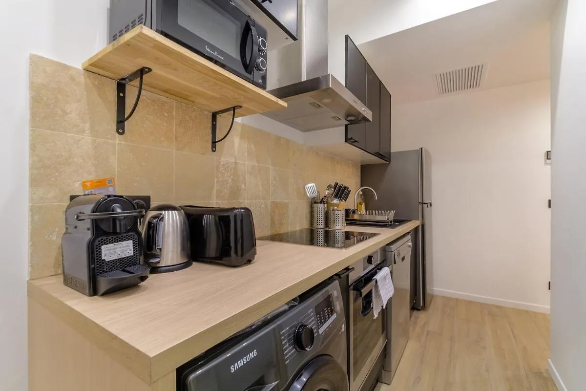 Vivez Antibes ! Logez A 6 Au Centre-Ville 아파트